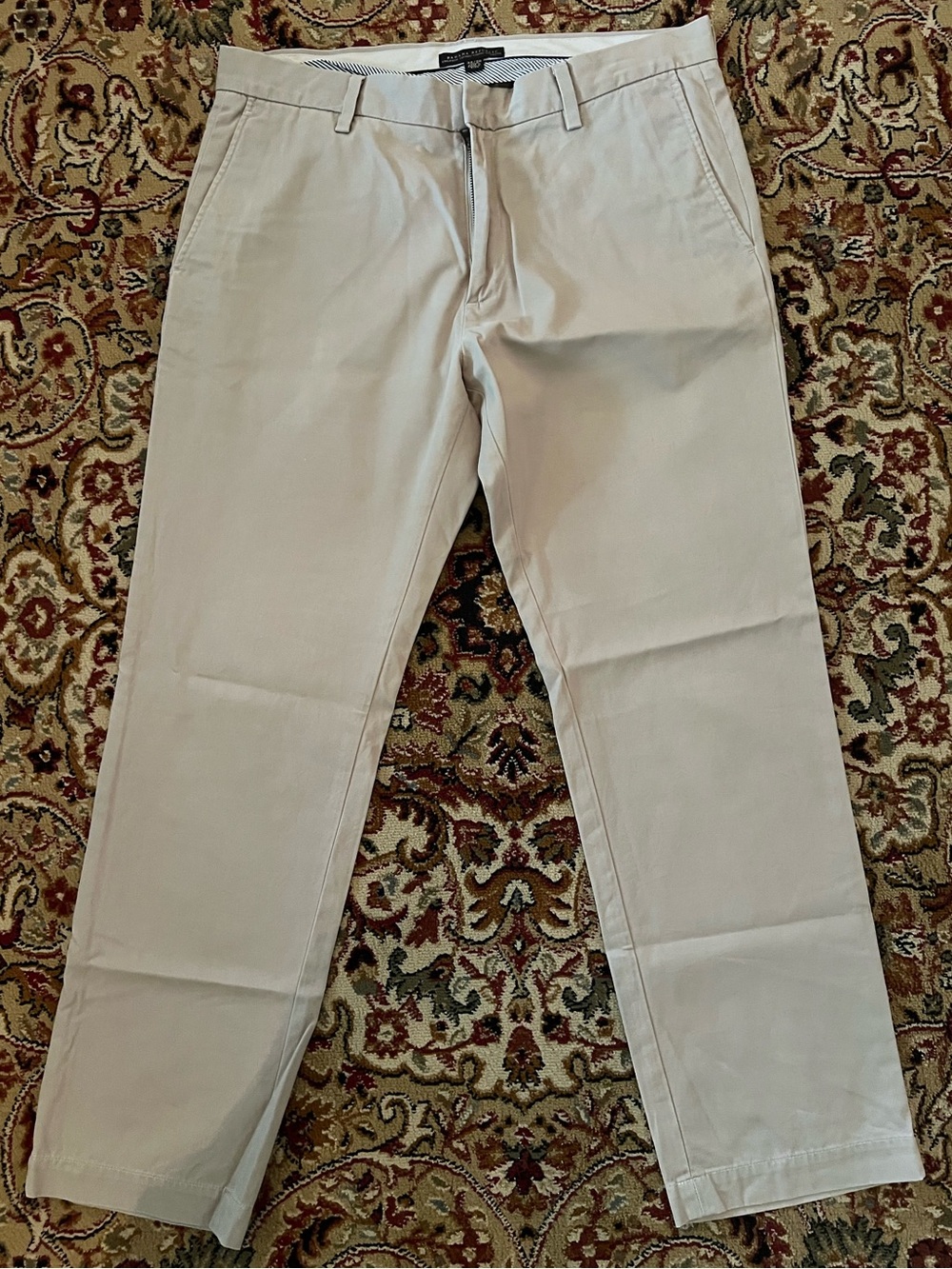 Banana Republic Men's Chino - Emerson in Light Khaki. 34x30. 100% cotton. NWOT.